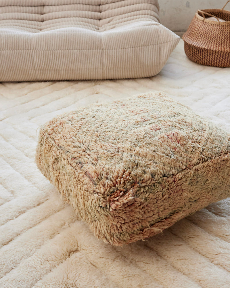 IMAR | Pouf & Pillow