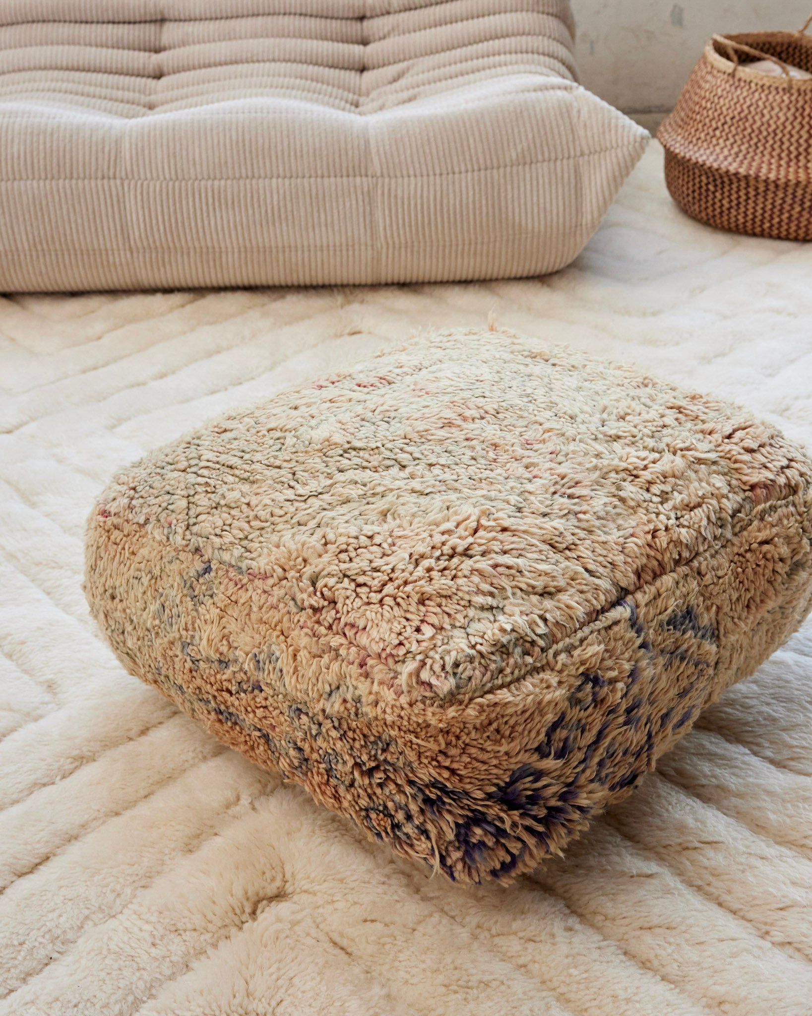 Pouf | IMAR + free pillow cover